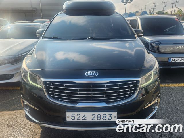 Kia Carnival Gasoline 7-seater Hi-Limousine President — пробег 104 969 км — фото 1 из 5