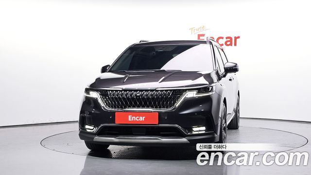 Kia Carnival Gasoline 7-Seater Signature — пробег 47 055 км — фото 3 из 5