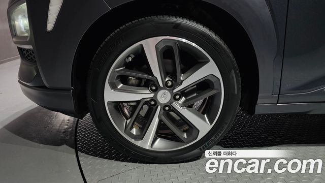 Hyundai Kona из Кореи Encar