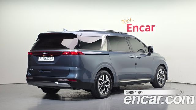 Kia Carnival Gasoline 11-Seater Signature — пробег 57 858 км — фото 2 из 5