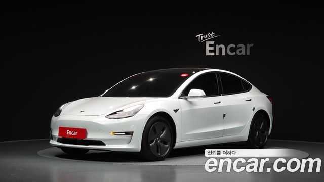 Tesla Model 3 Long Range AWD — пробег 221 089 км — фото 1 из 5