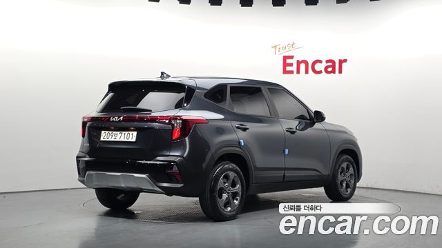 Kia Seltos из Кореи Encar