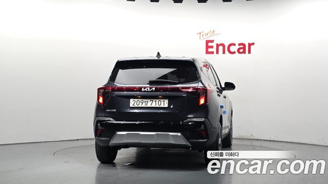 Kia Seltos из Кореи Encar