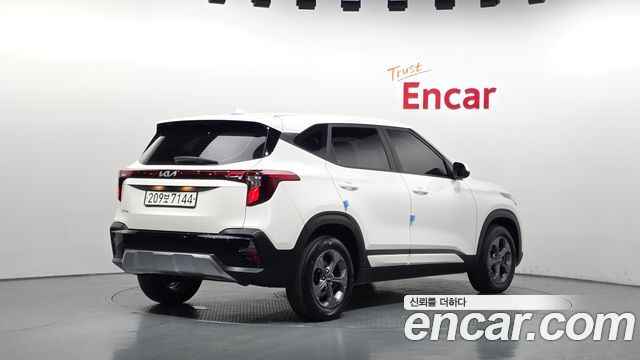Kia Seltos из Кореи Encar