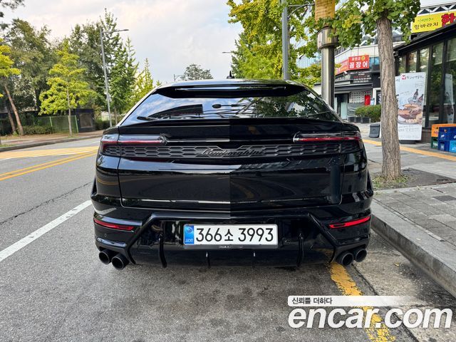 Lamborghini Urus 4.0 V8 SE — пробег 8 000 км — фото 4 из 5