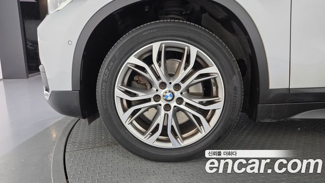 BMW X1 xDrive 20d Joy — пробег 182 155 км — фото 5 из 5