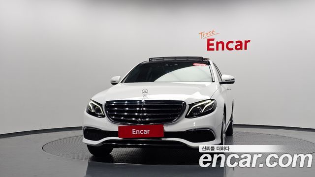 Mercedes-Benz E-Class из Кореи Encar