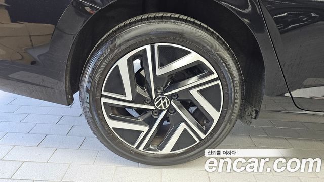 Volkswagen Jetta 1.5 TSI Prestige — пробег 35 806 км — фото 5 из 5