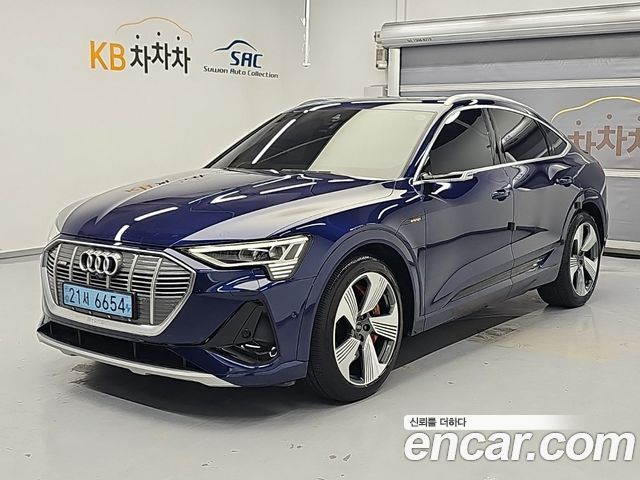 Audi e-tron 55 Quattro Sportback — пробег 64 739 км — фото 2 из 5
