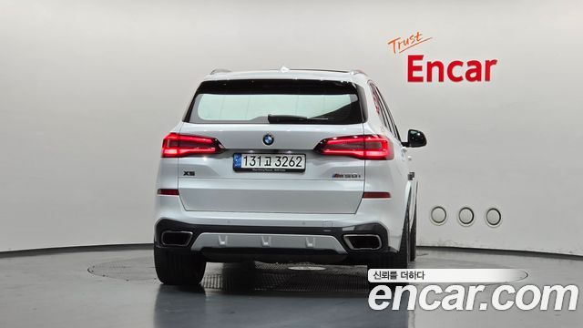 BMW X5 M50i — пробег 74 670 км — фото 4 из 5