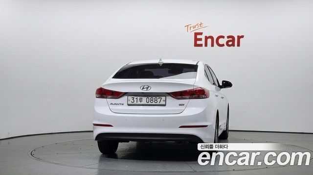 Hyundai AVANTE из Кореи Encar