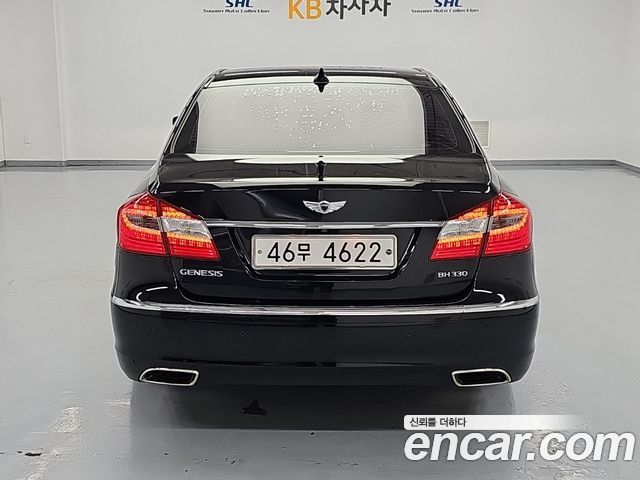 Hyundai Genesis из Кореи Encar