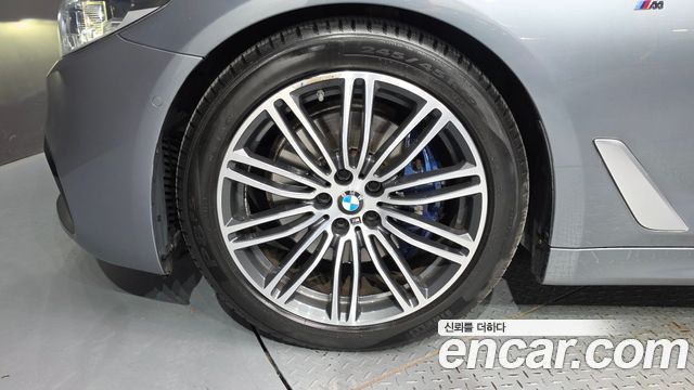 BMW 5-Series 530i M Sport Package Plus — пробег 153 822 км — фото 5 из 5
