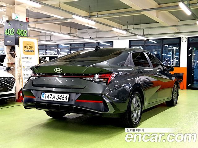 Hyundai AVANTE 1.6 Inspiration — пробег 6 102 км — фото 2 из 5