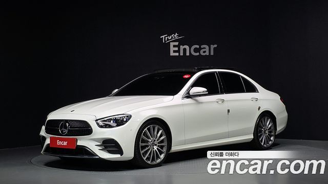 Mercedes-Benz E-Class E350 4MATIC AMG Line — пробег 33 473 км — фото 1 из 5
