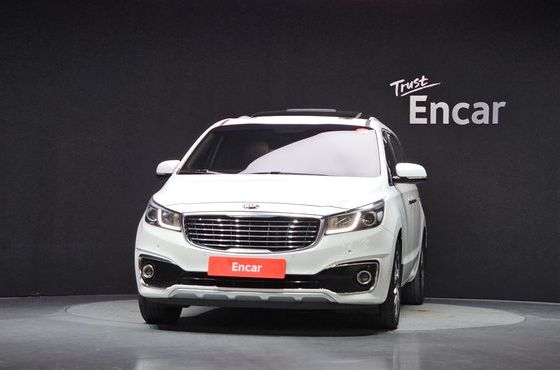 Kia Carnival 9-seater Prestige — пробег 158 695 км — фото 3 из 5