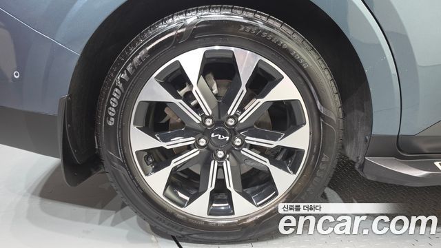 Kia Carnival Gasoline 9-Seater Signature — пробег 65 880 км — фото 5 из 5