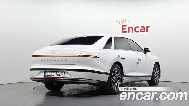 Hyundai Grandeur из Кореи Encar