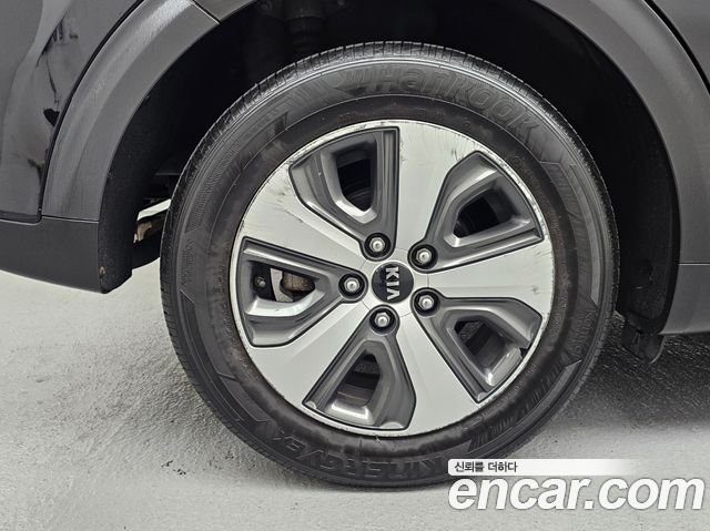 Kia Niro Prestige — пробег 170 960 км — фото 5 из 5