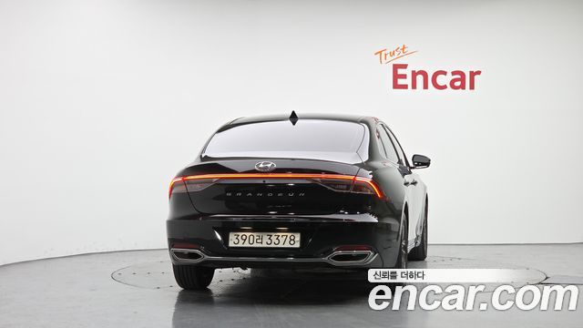 Hyundai Grandeur из Кореи Encar