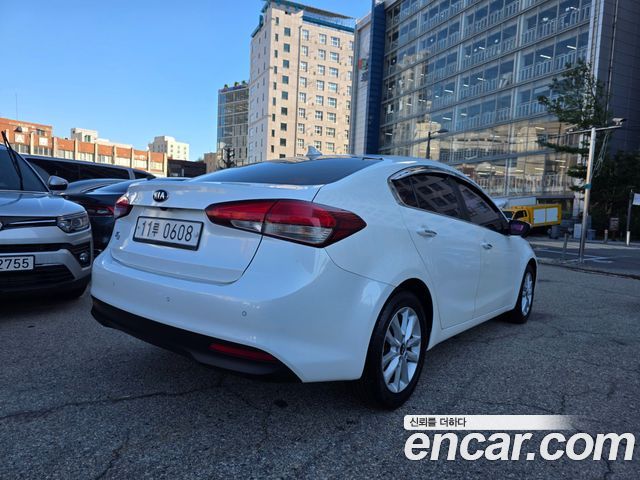 Kia K3 из Кореи Encar