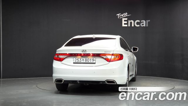 Hyundai Grandeur из Кореи Encar