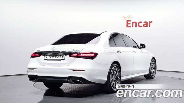 Mercedes-Benz E-Class E220d 4MATIC AMG Line — пробег 69 234 км — фото 2 из 5