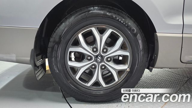 Hyundai Starex из Кореи Encar