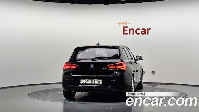 BMW 1-Series 118d Sport 5Door — пробег 150 951 км — фото 4 из 5
