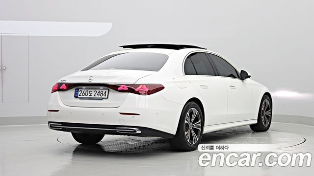 Mercedes-Benz E-Class из Кореи Encar