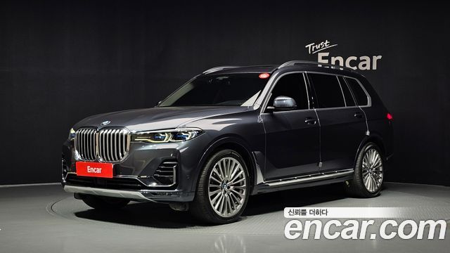 BMW X7 xDrive 40d Design Pure Excellence 6-Seater — пробег 70 338 км — фото 1 из 5