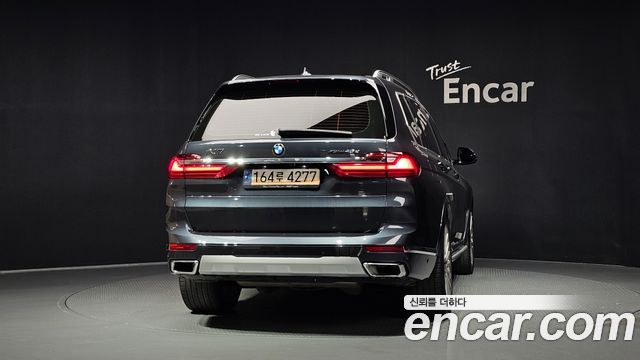 BMW X7 xDrive 40d Design Pure Excellence 6-Seater — пробег 70 338 км — фото 4 из 5