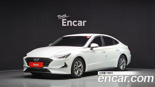 Hyundai Sonata 2.0 Premium Family — пробег 23 509 км — фото 1 из 5