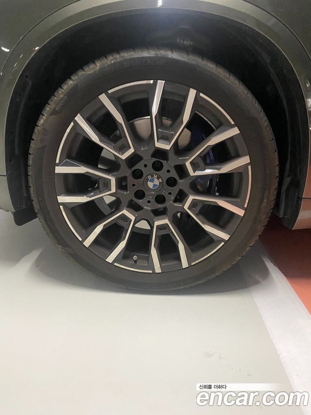 BMW X5 xDrive 30d M Sport — пробег 5 300 км — фото 5 из 5