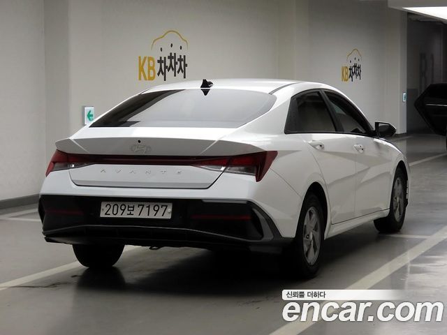 Hyundai AVANTE 1.6 Smart — пробег 87 328 км — фото 4 из 5