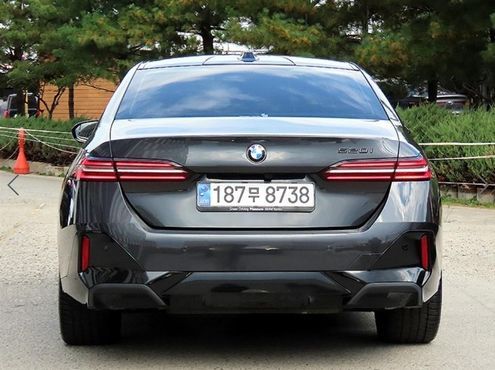 BMW 5-Series 520i M Sport — пробег 24 698 км — фото 4 из 5