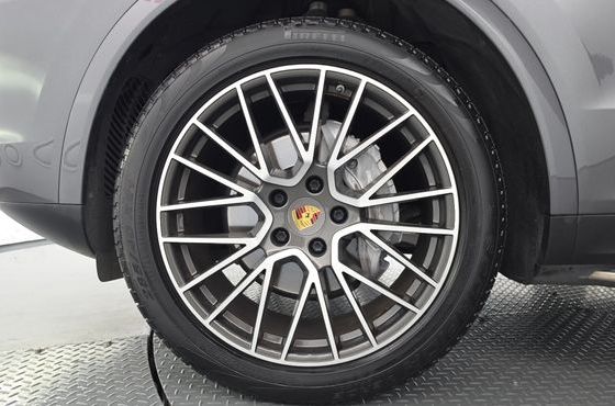 Porsche Cayenne 3.0 — пробег 96 799 км — фото 5 из 5