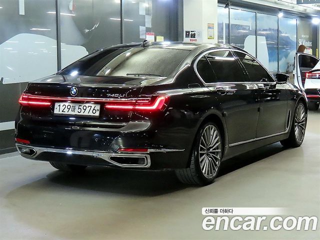 BMW 7-Series 740Li xDrive Design Pure Excellence — пробег 148 040 км — фото 4 из 5