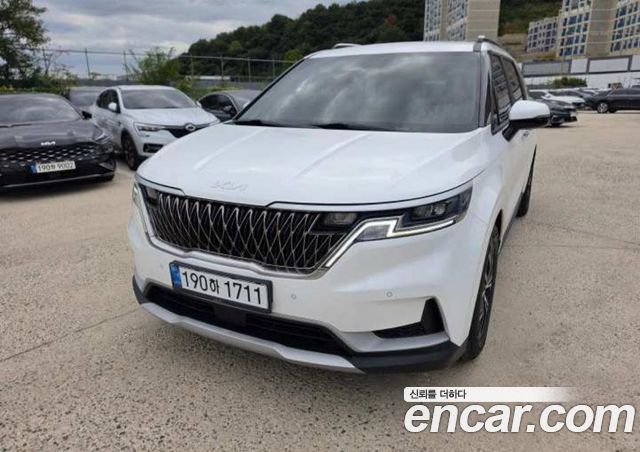 Kia Carnival Diesel 9-Seater Prestige — пробег 68 844 км — фото 1 из 5
