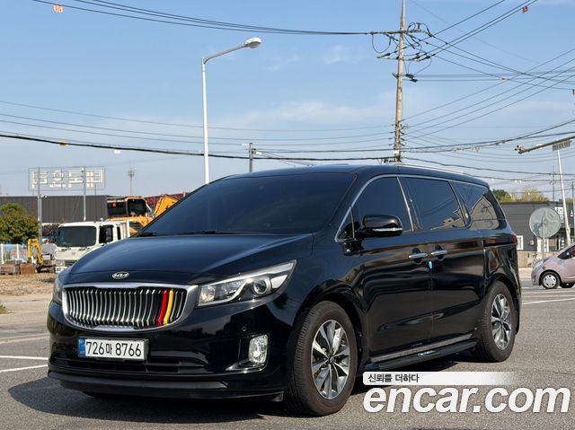 Kia Carnival 11-seater Noblesse — пробег 152 000 км — фото 1 из 5