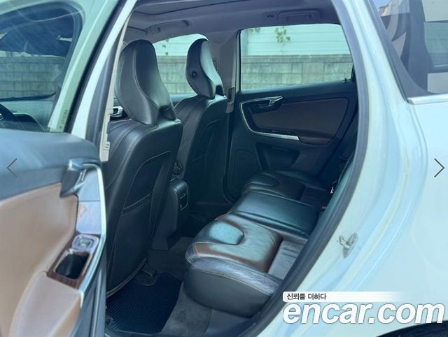 Volvo XC60 D5 AWD 1st — пробег 304 705 км — фото 5 из 5