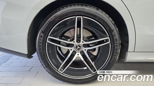 Mercedes-Benz E-Class E300 4MATIC AMG Line — пробег 35 127 км — фото 5 из 5