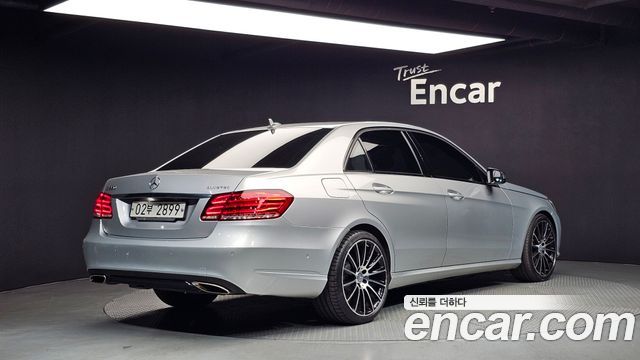 Mercedes-Benz E-Class из Кореи Encar