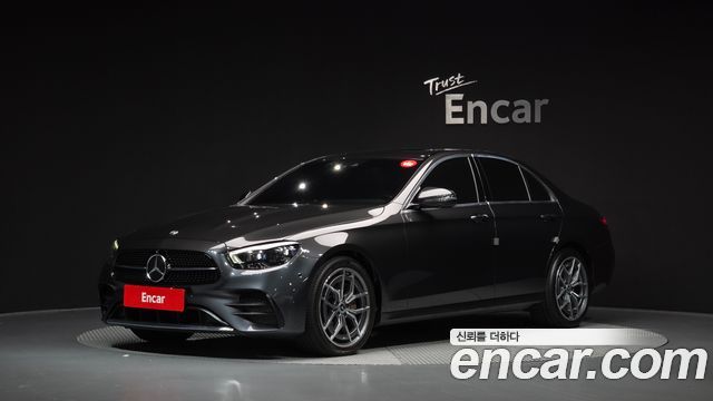 Mercedes-Benz E-Class E220d 4MATIC AMG Line — пробег 51 733 км — фото 1 из 5