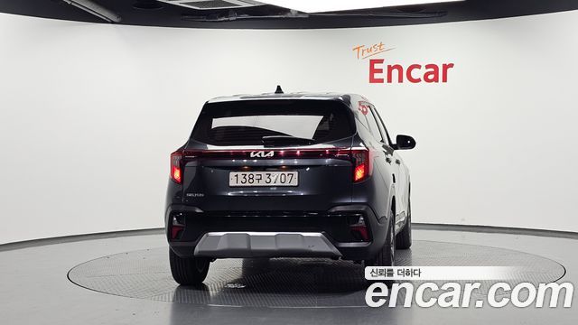 Kia Seltos из Кореи Encar