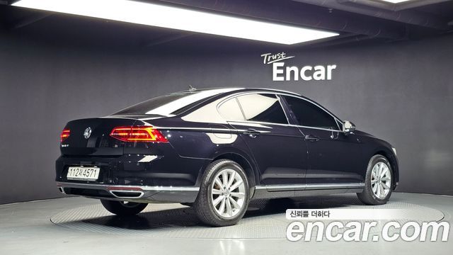 Volkswagen Passat из Кореи Encar