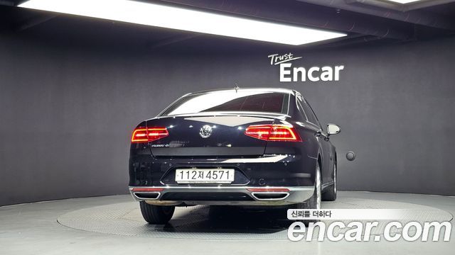 Volkswagen Passat из Кореи Encar