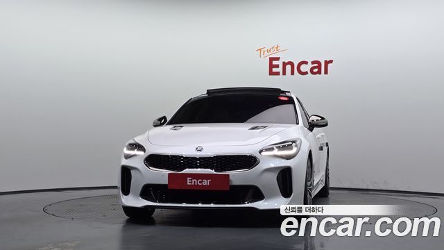 Kia Stinger 2.0 Turbo 2WD Dream Edition — пробег 68 405 км — фото 3 из 5
