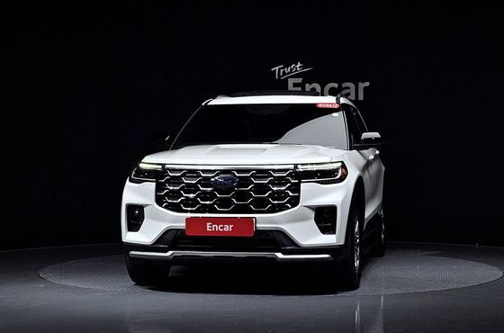 Ford Explorer 2.3 Platinum 4WD — пробег 31 046 км — фото 3 из 5
