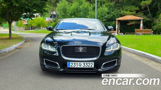 Jaguar XJ 5.0 Portfolio LWB X351 — пробег 102 000 км — фото 2 из 5